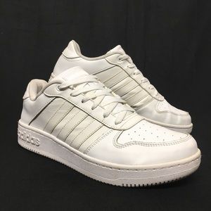 🚫 SOLD 🚫 Adidas All White Tennis Shoes